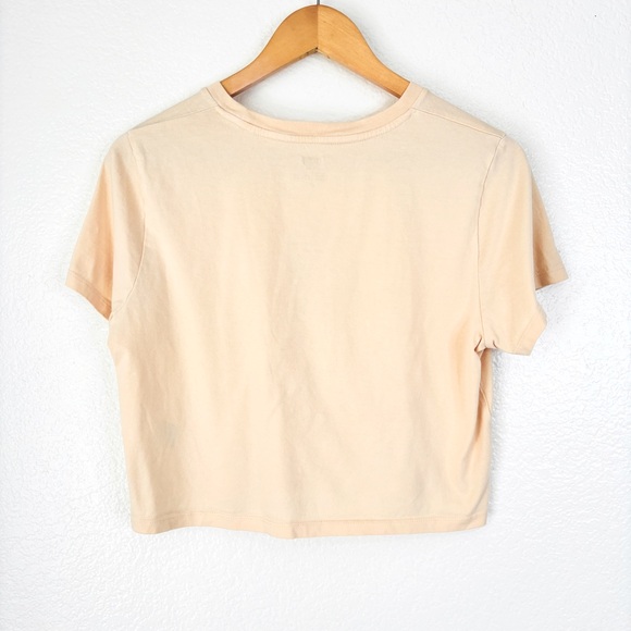 LEVI’S Crop Logo Daisy Tee - Picture 4 of 6